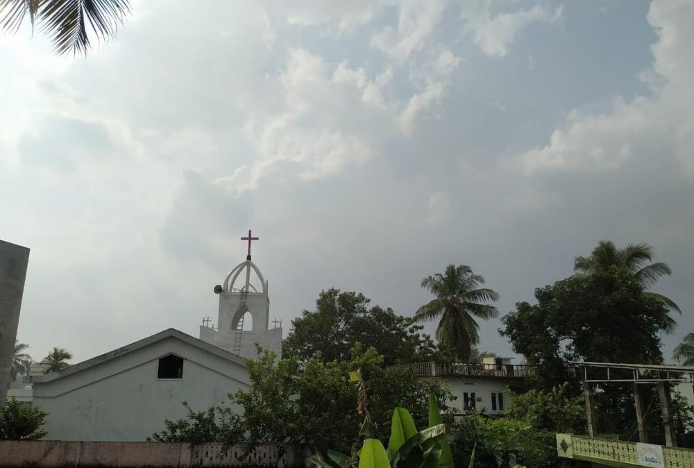 The Weekend Leader - Thunderstorm adds to woes of rain-hit Hyderabad